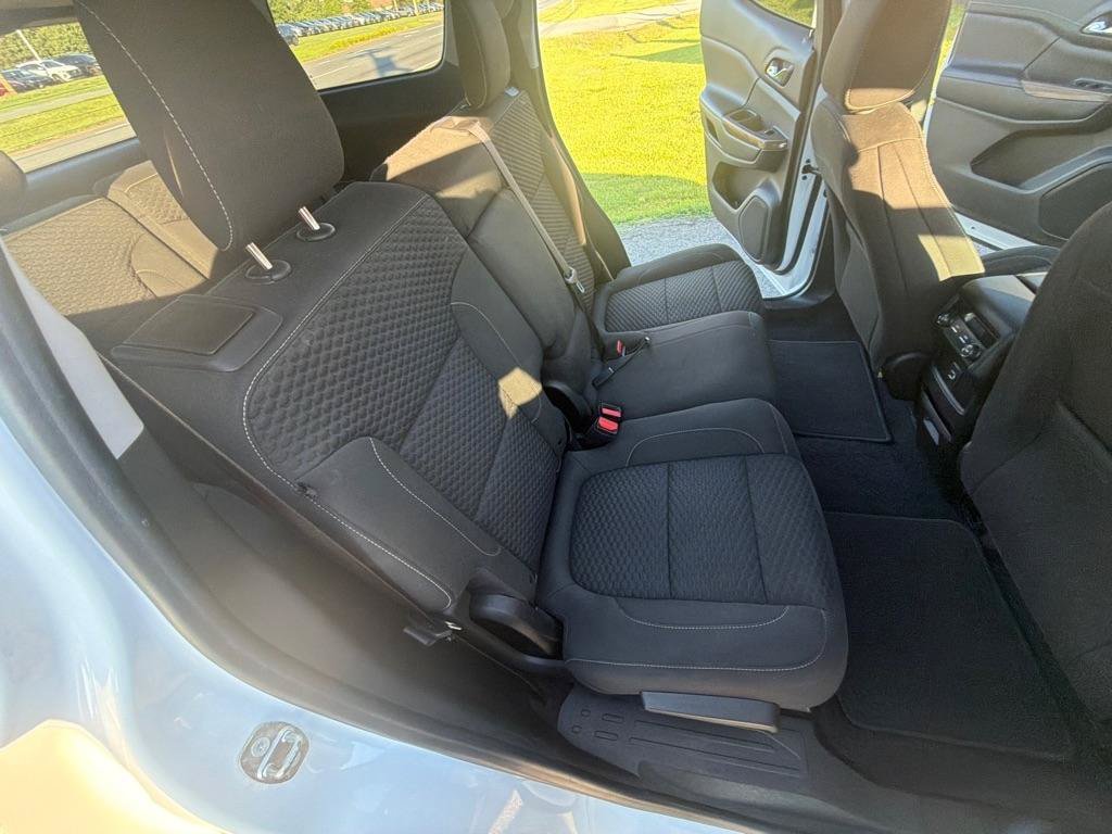 Used 2019 GMC Acadia SLE FWD image 27