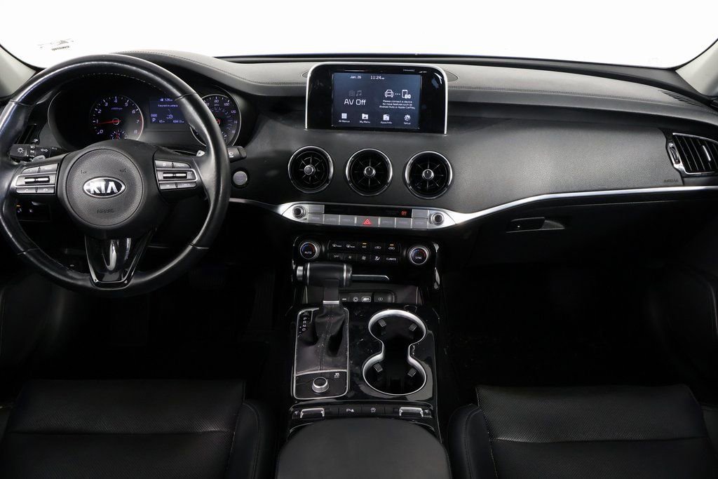 Used 2019 Kia Stinger image 7