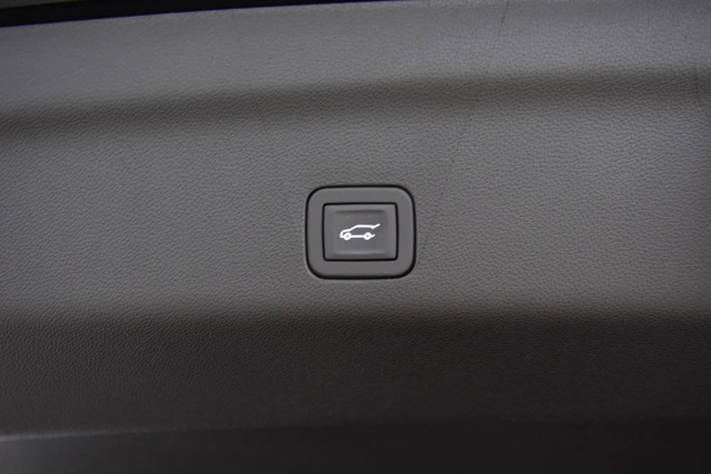 New 2026 Chevrolet Suburban Premier AWD/4WD image 27