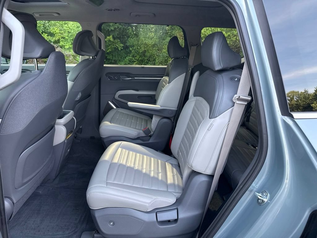 Certified 2024 Kia EV9 Land AWD/4WD image 10