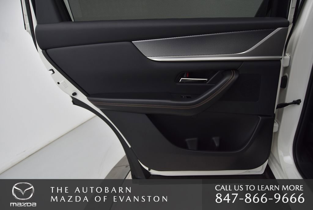 Certified 2025 MAZDA CX-90 Plug-In Hybrid w/Premium Sport image 32