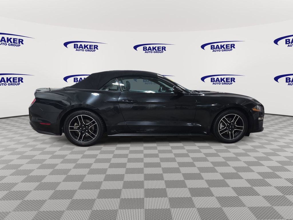 Used 2021 Ford Mustang Premium image 4