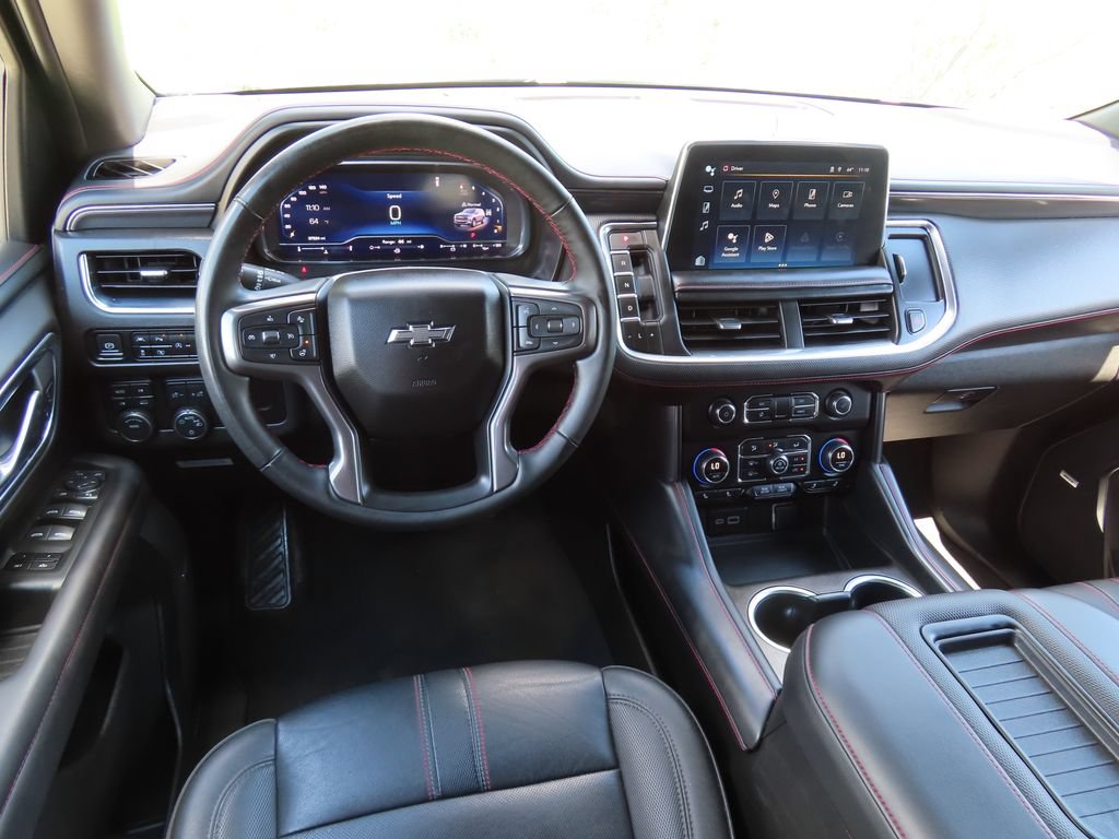 Certified 2024 Chevrolet Suburban RST w/ Luxury Package AWD/4WD image 4
