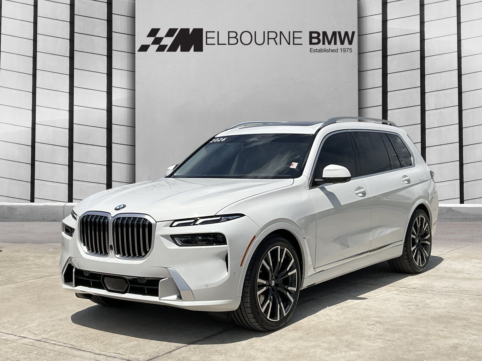 Used 2026 BMW X7 xDrive40i w/ Premium Package AWD/4WD image 3