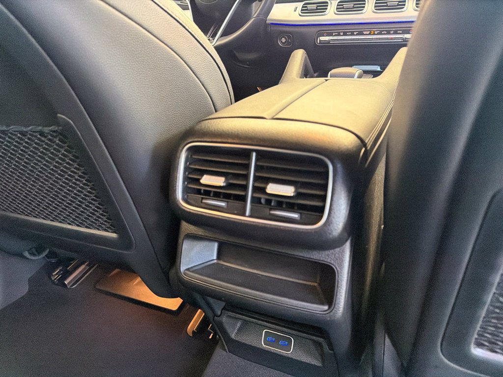 Used 2026 Mercedes-Benz GLE 350 4MATIC w/ Winter Package image 33