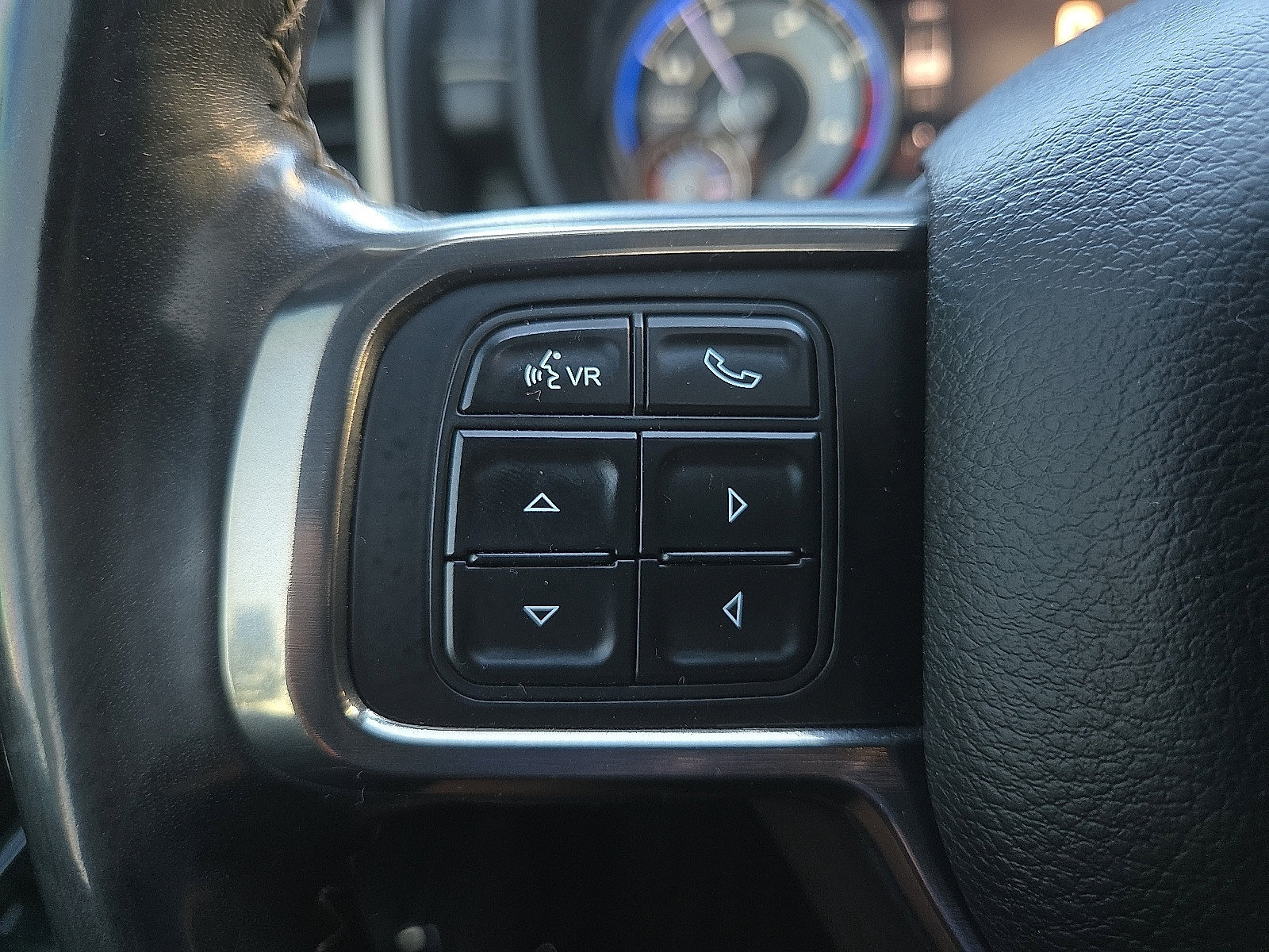 Used 2020 RAM 2500 Limited AWD/4WD image 19