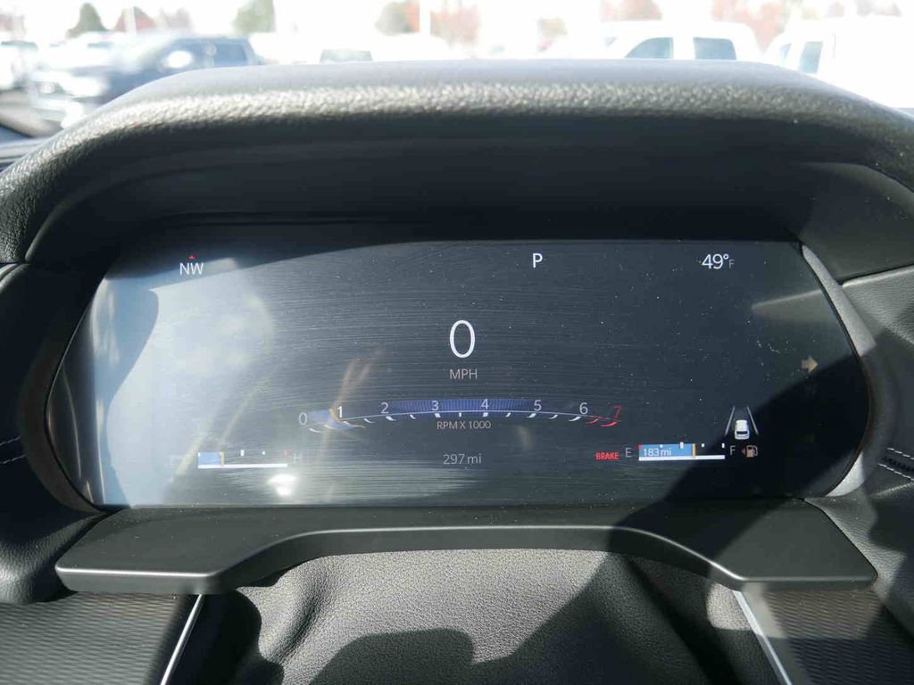 Used 2025 Jeep Grand Cherokee L Laredo w/ Trailer Tow Package image 38