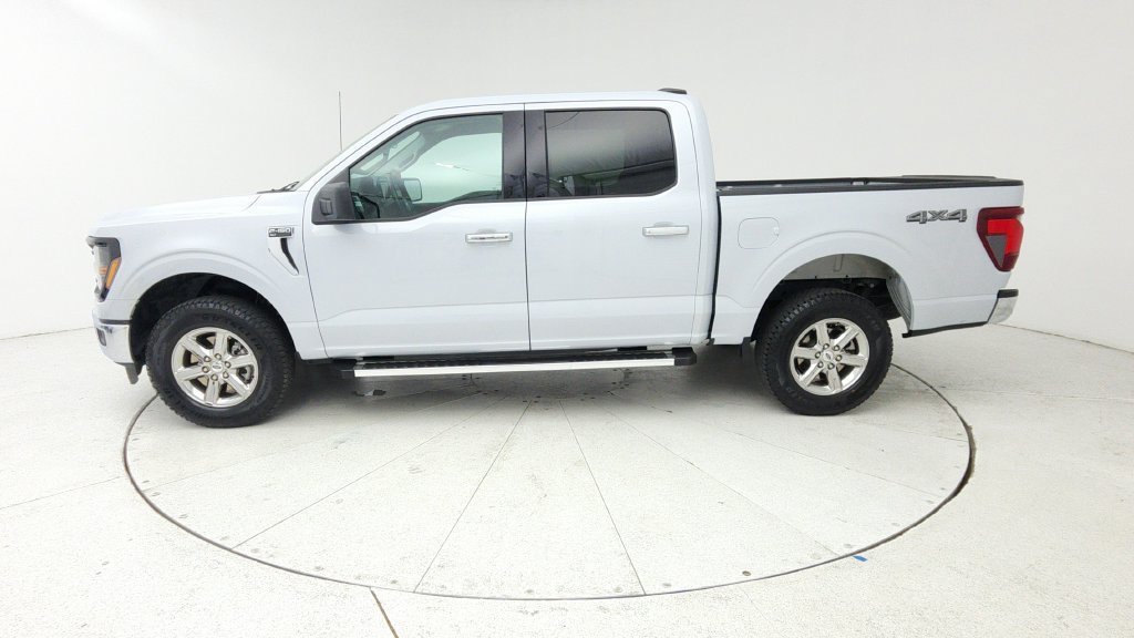 Used 2025 Ford F150 XLT w/ Equipment Group 301A Standard AWD/4WD image 4