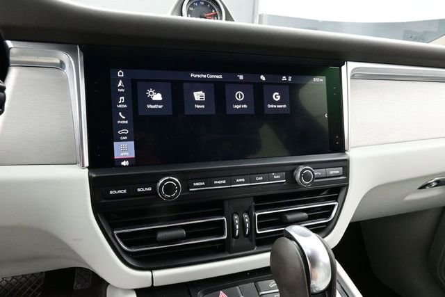 Certified 2019 Porsche Macan S AWD/4WD image 10