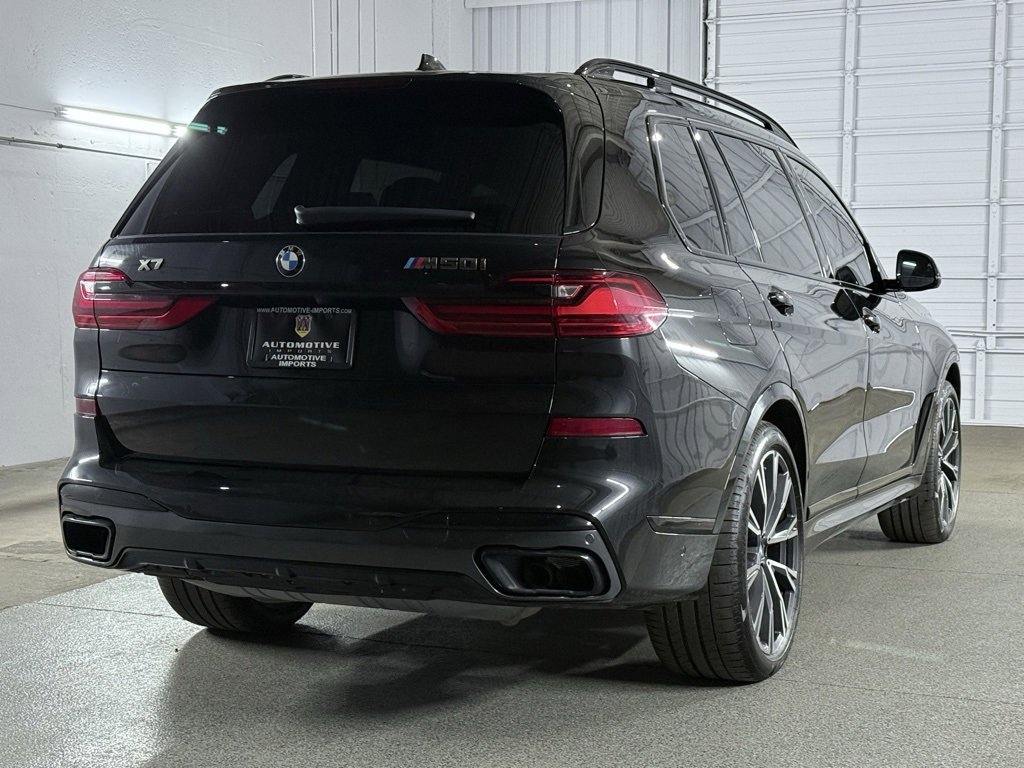 Used 2022 BMW X7 M50i image 10
