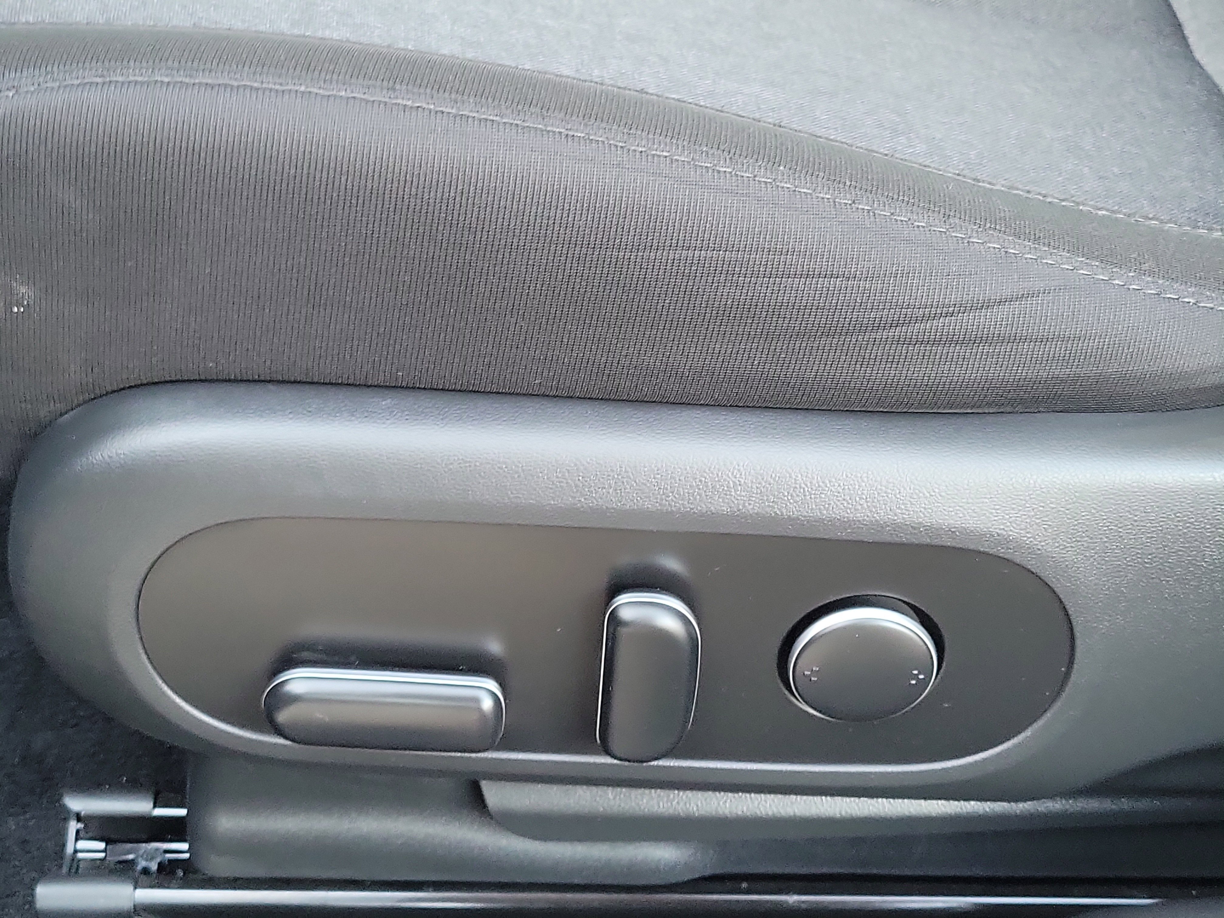 Certified 2024 Hyundai Ioniq 5 SE image 19