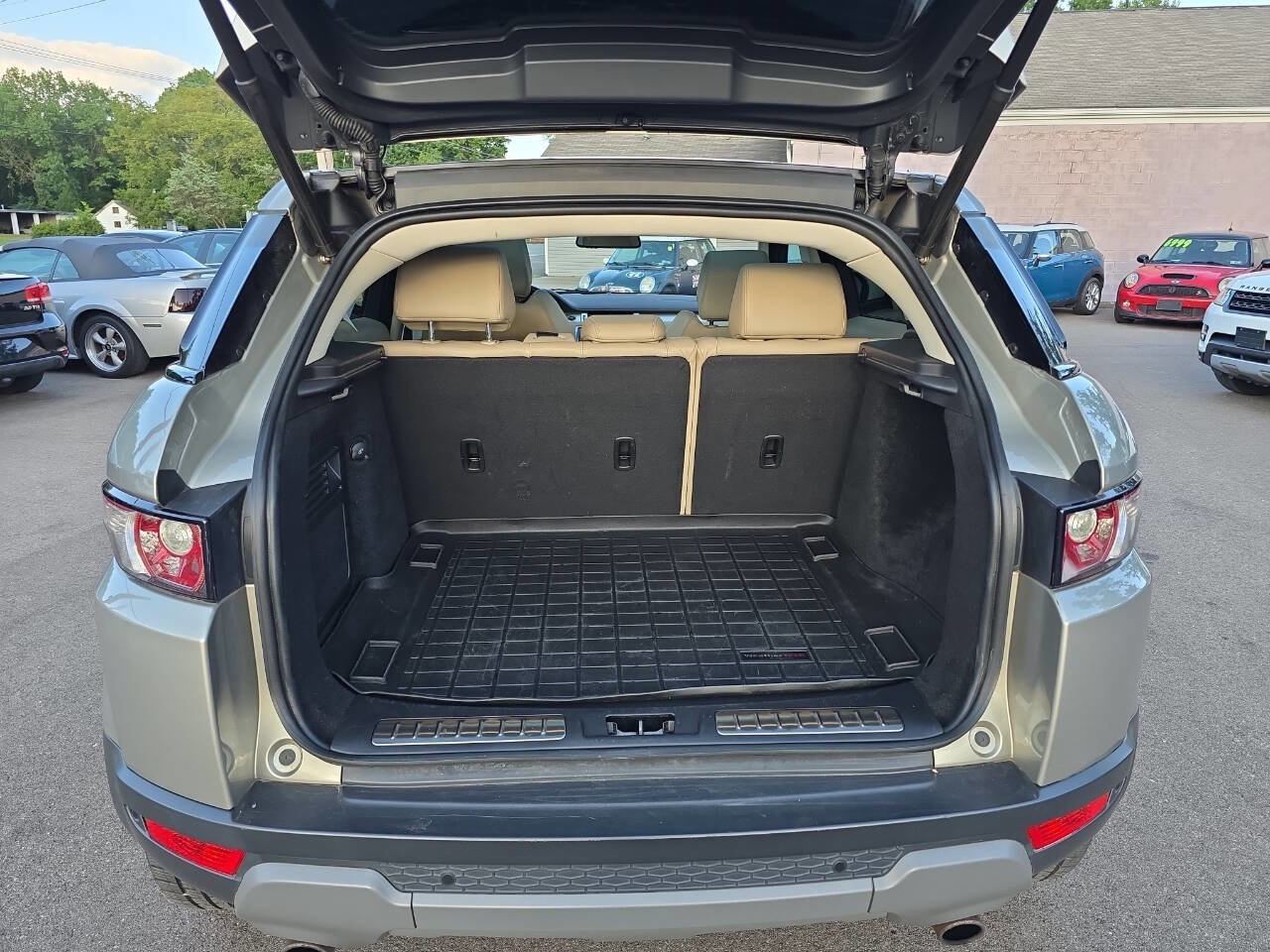 Used 2012 Land Rover Range Rover Evoque Pure Plus image 5