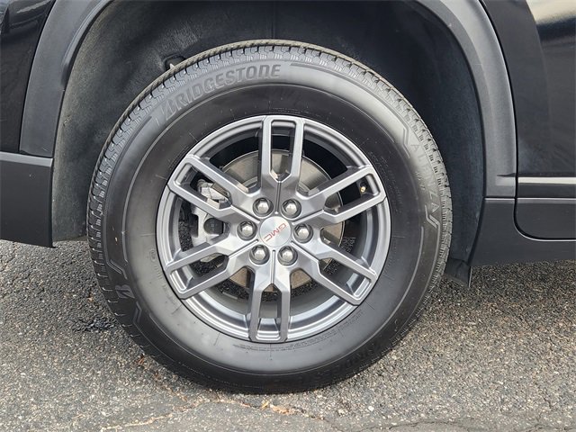 Used 2025 GMC Acadia Elevation image 15