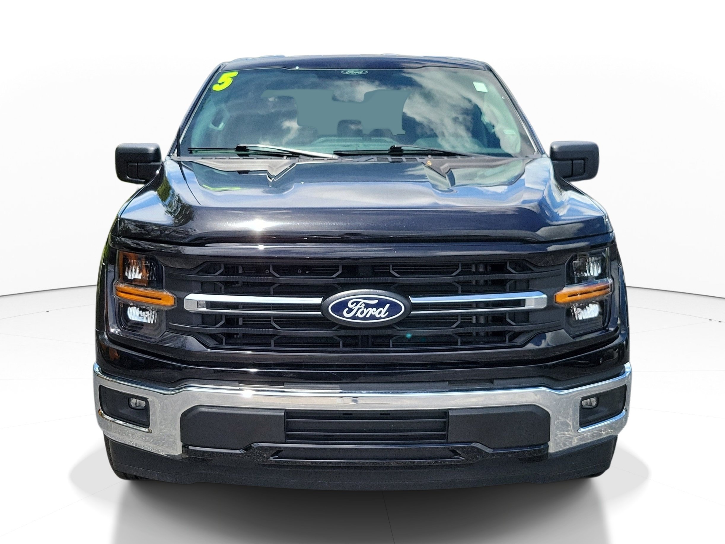 Used 2025 Ford F150 XLT w/ Equipment Group 301A Standard RWD image 2