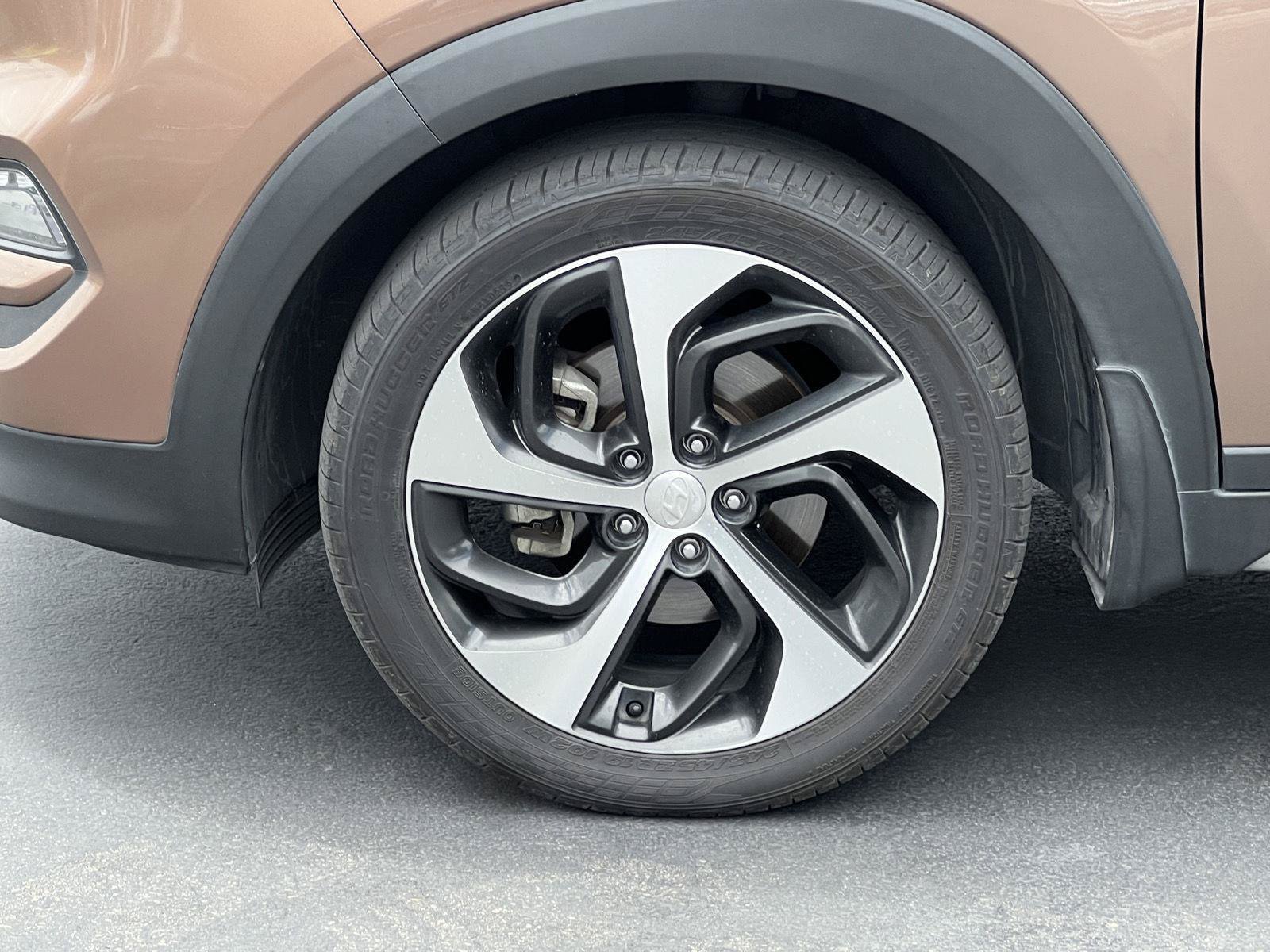 Used 2017 Hyundai Tucson Sport AWD/4WD image 13