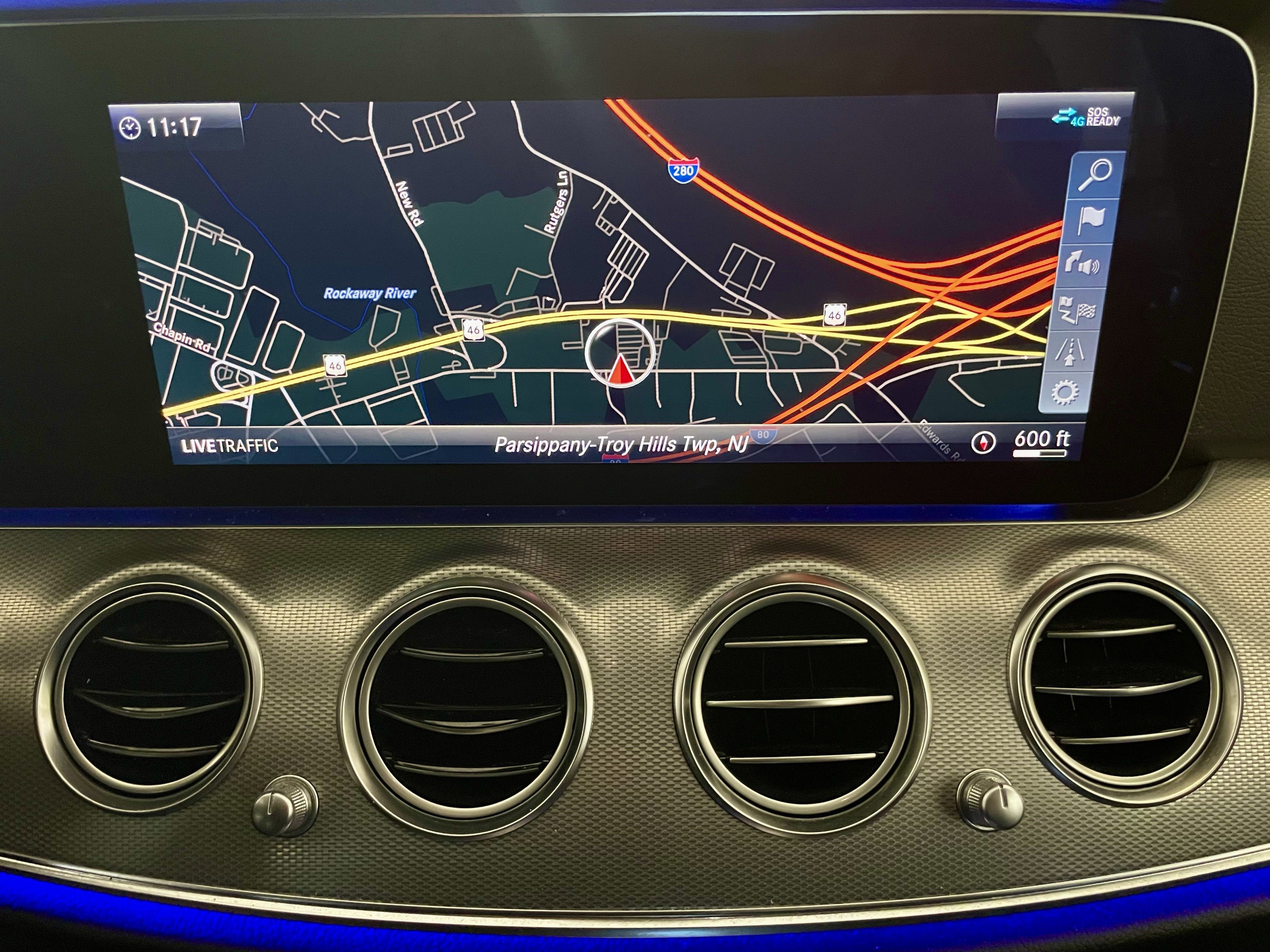 Used 2020 Mercedes-Benz E 350 4MATIC Sedan image 27