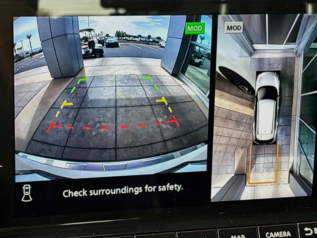 Used 2022 Nissan Rogue Platinum w/ Head-Up Display Package FWD image 15