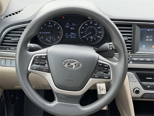 Used 2017 Hyundai Elantra SE image 11