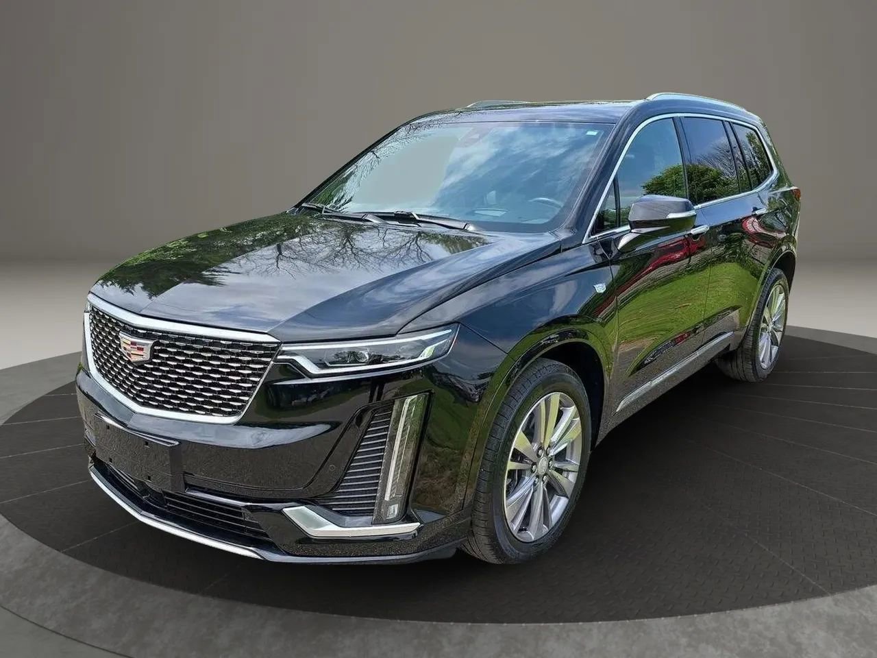 Used 2023 Cadillac XT6 Premium Luxury w/ Platinum Package AWD/4WD image 1