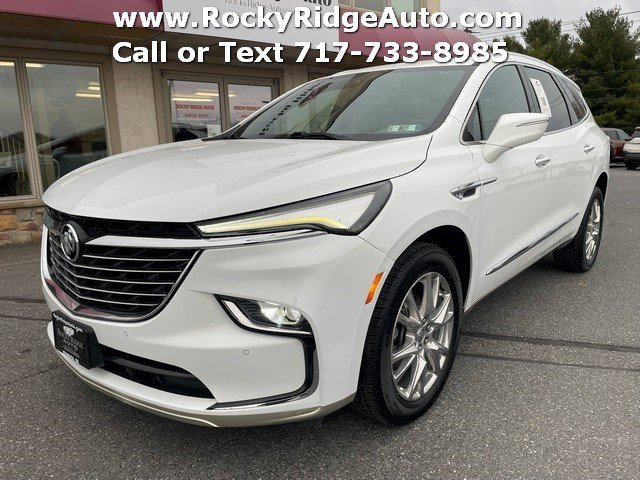 Used 2023 Buick Enclave Essence w/ Experience Buick Package image 3