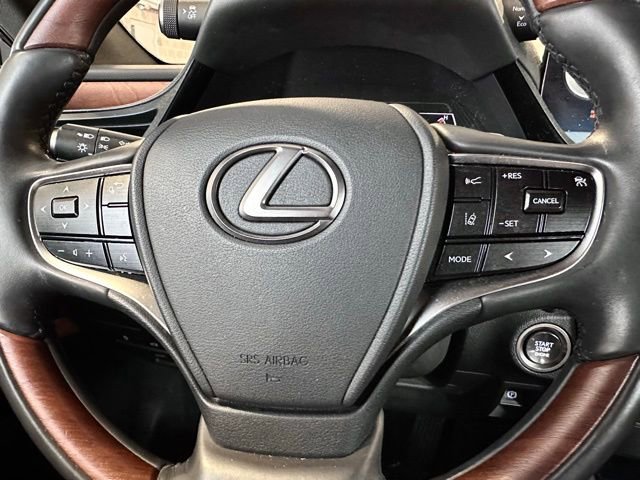 Used 2023 Lexus ES 350 Luxury w/ Accessory Package (Z1) image 11