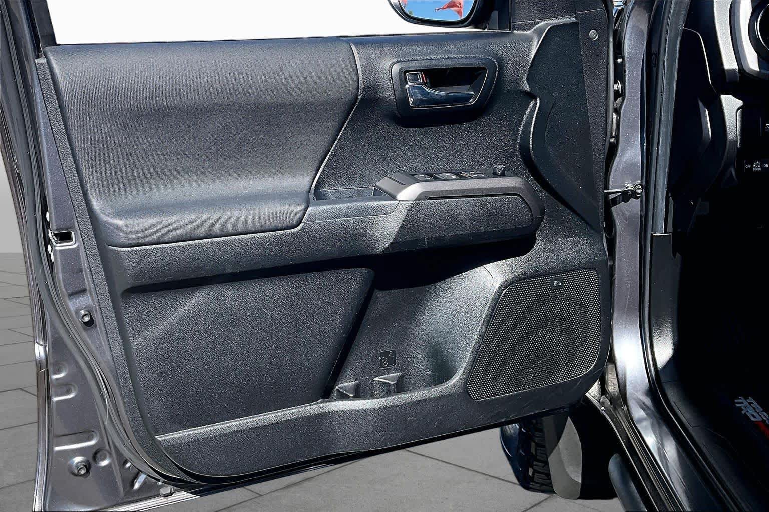 Certified 2022 Toyota Tacoma TRD Pro AWD/4WD image 21