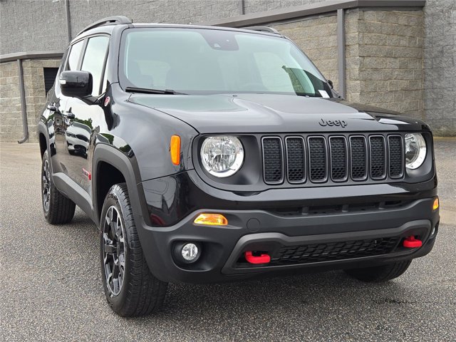 Used 2023 Jeep Renegade Trailhawk AWD/4WD image 17