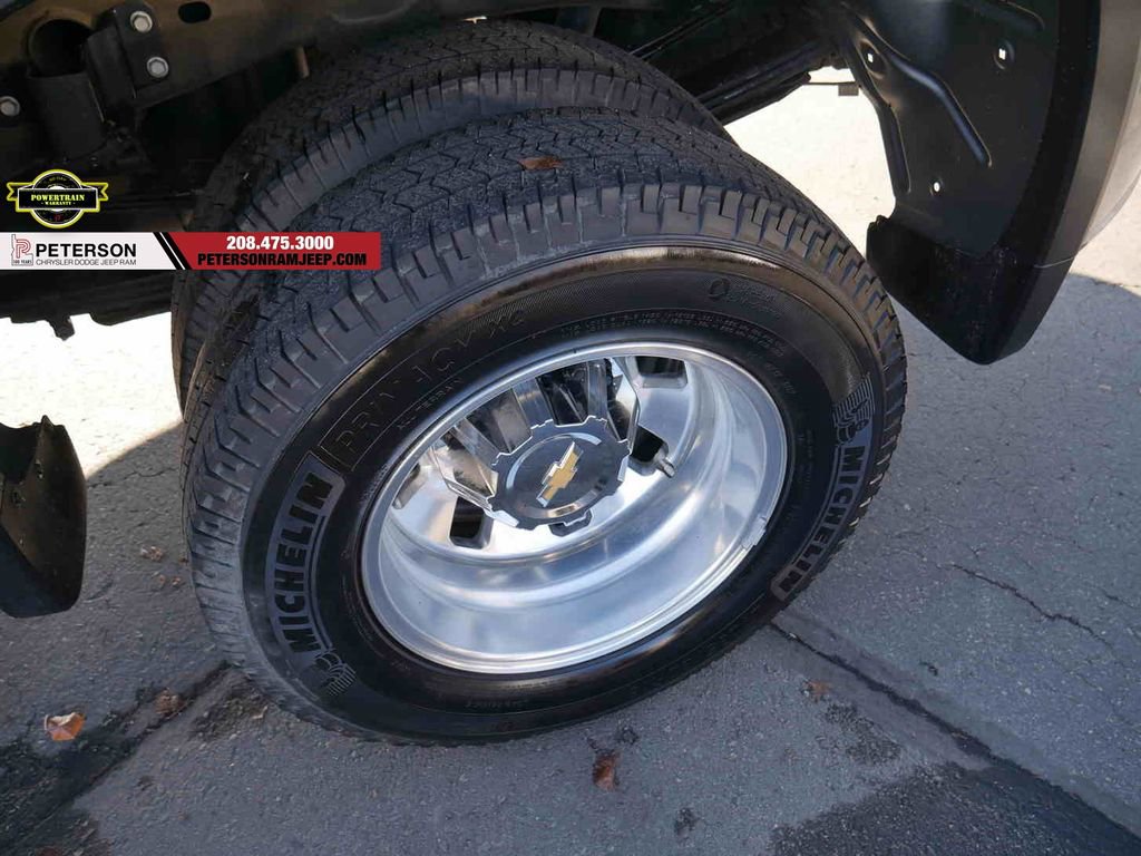 Used 2025 Chevrolet Silverado 3500 LTZ w/ LTZ Plus Package image 8