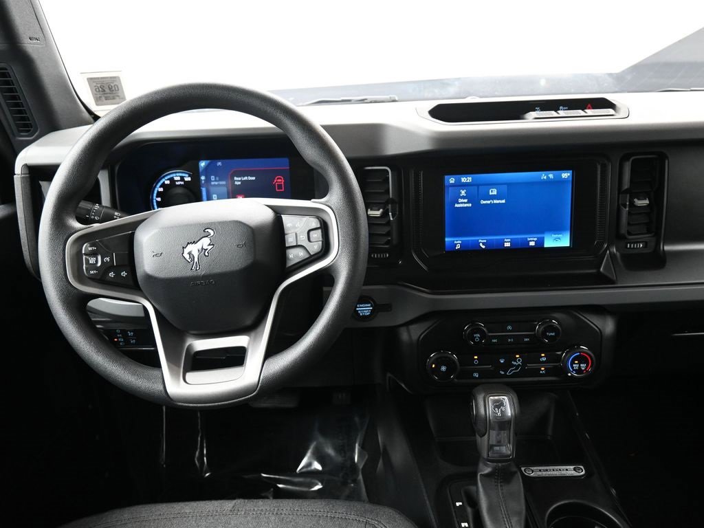 Used 2021 Ford Bronco Base image 21