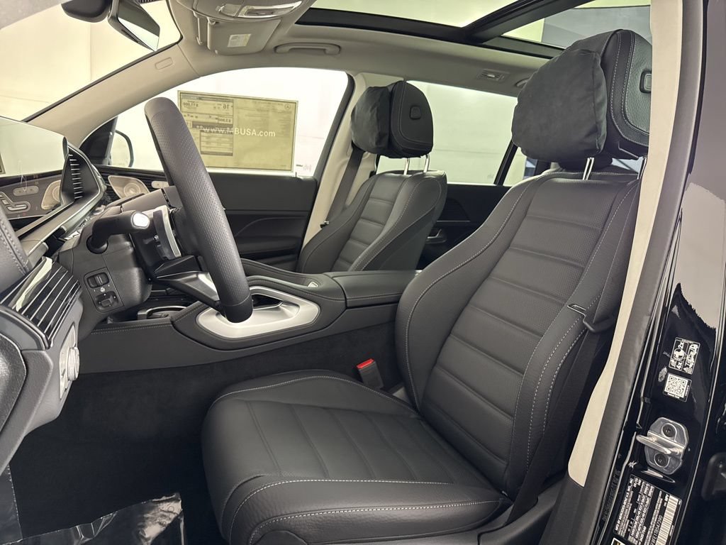 New 2026 Mercedes-Benz GLS 580 4MATIC image 27