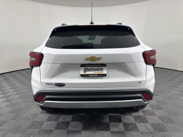 New 2026 Chevrolet Trax LT image 4