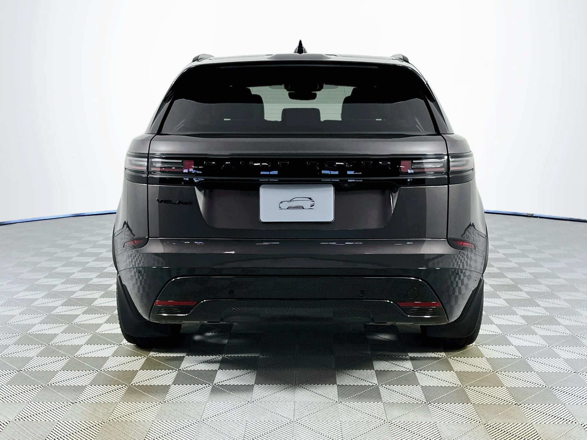 Certified 2024 Land Rover Range Rover Velar Dynamic SE AWD/4WD image 6