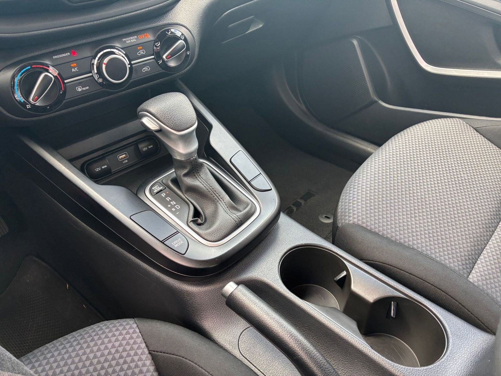 Used 2025 Kia Soul LX w/ LX Technology Package image 39