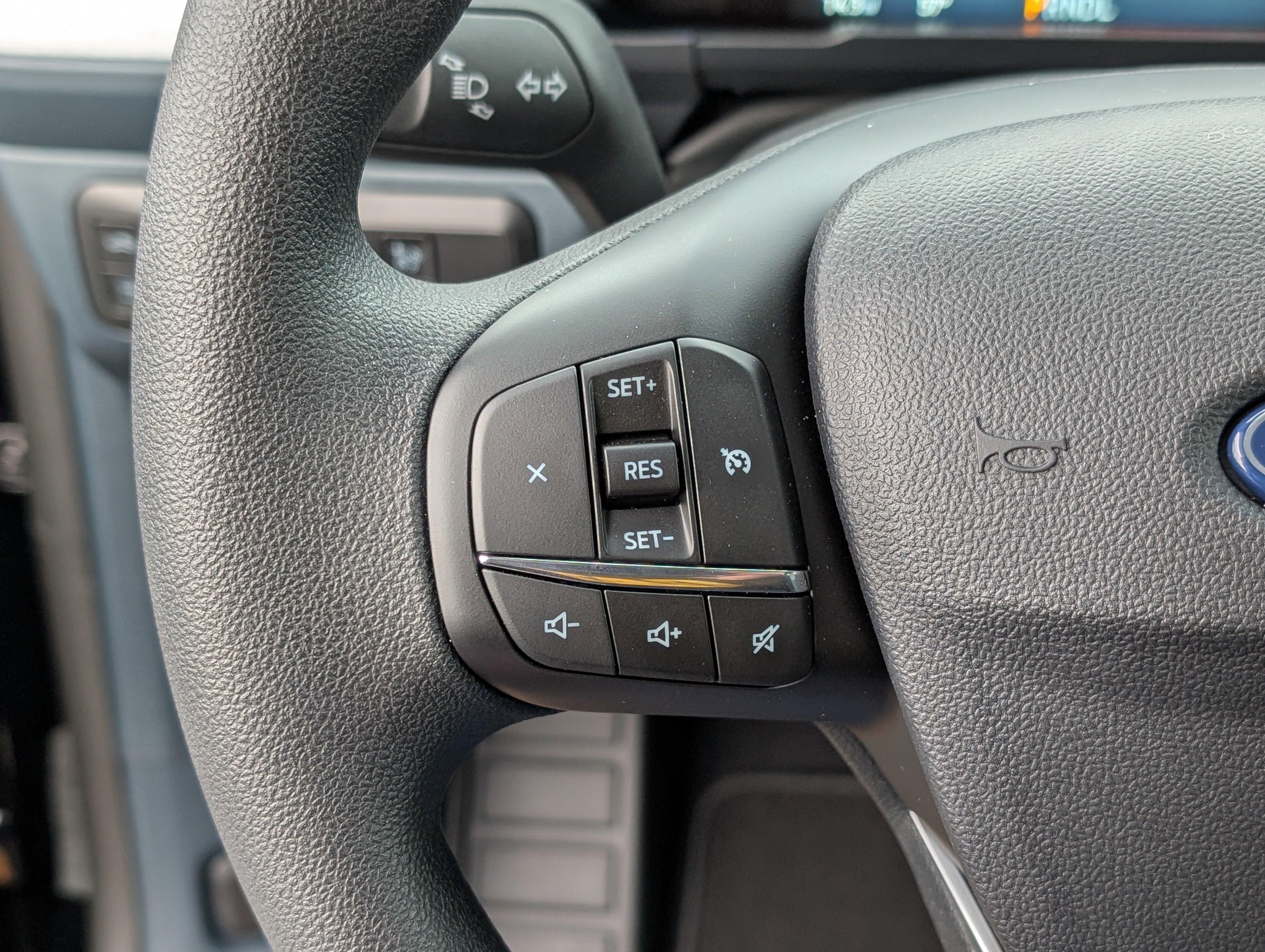 New 2025 Ford Maverick XLT w/ Equipment Group 301A image 16