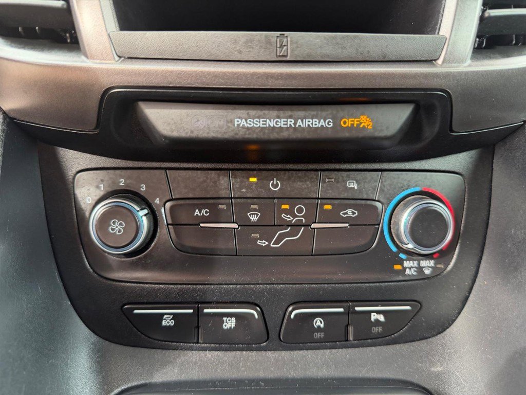 Used 2021 Ford Transit Connect XLT image 35