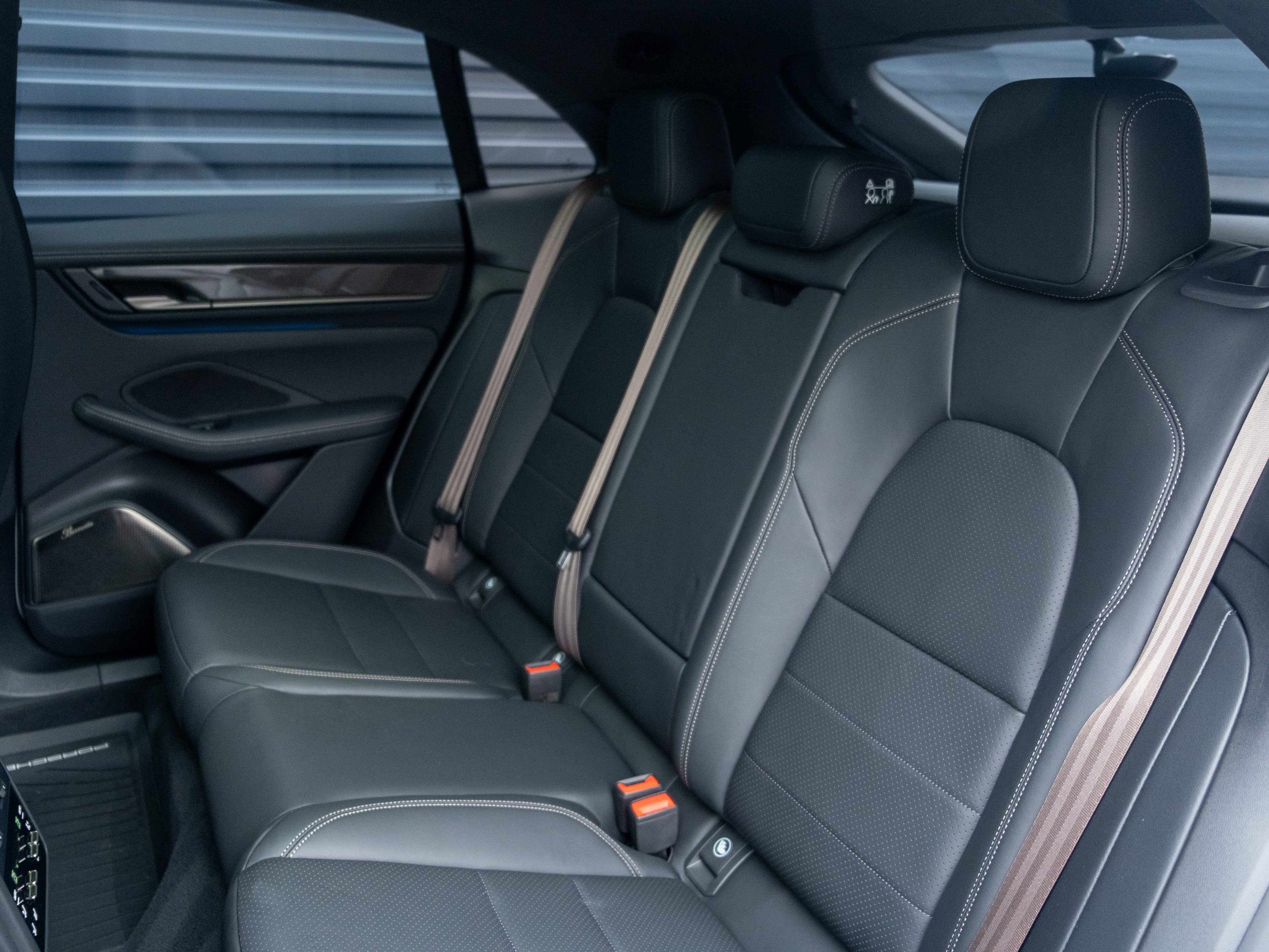 Certified 2025 Porsche Macan Turbo Electric image 44