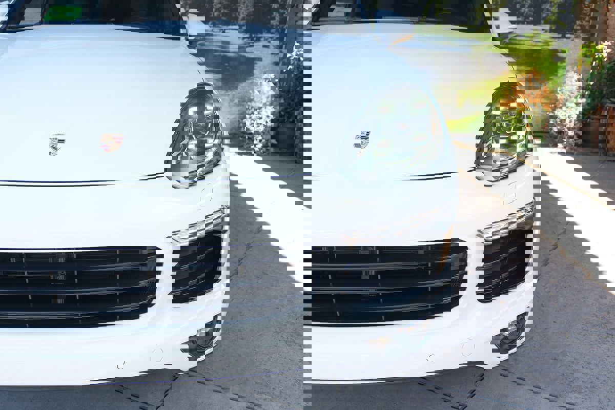 Used 2017 Porsche Cayenne S image 47