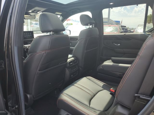 Certified 2025 Honda Pilot TrailSport image 15