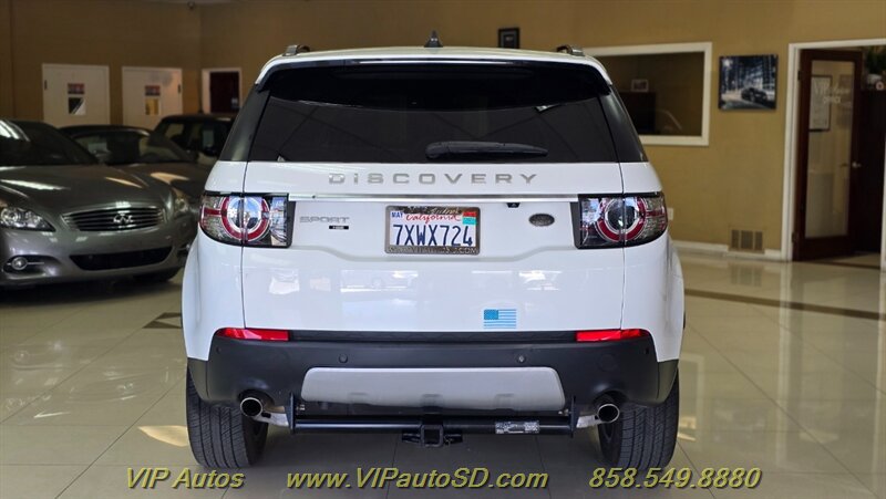 Used 2017 Land Rover Discovery Sport HSE Luxury AWD/4WD image 4