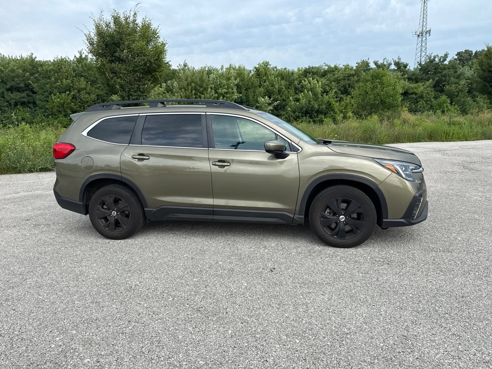 Certified 2024 Subaru Ascent Premium w/ Convenience Package AWD/4WD image 9