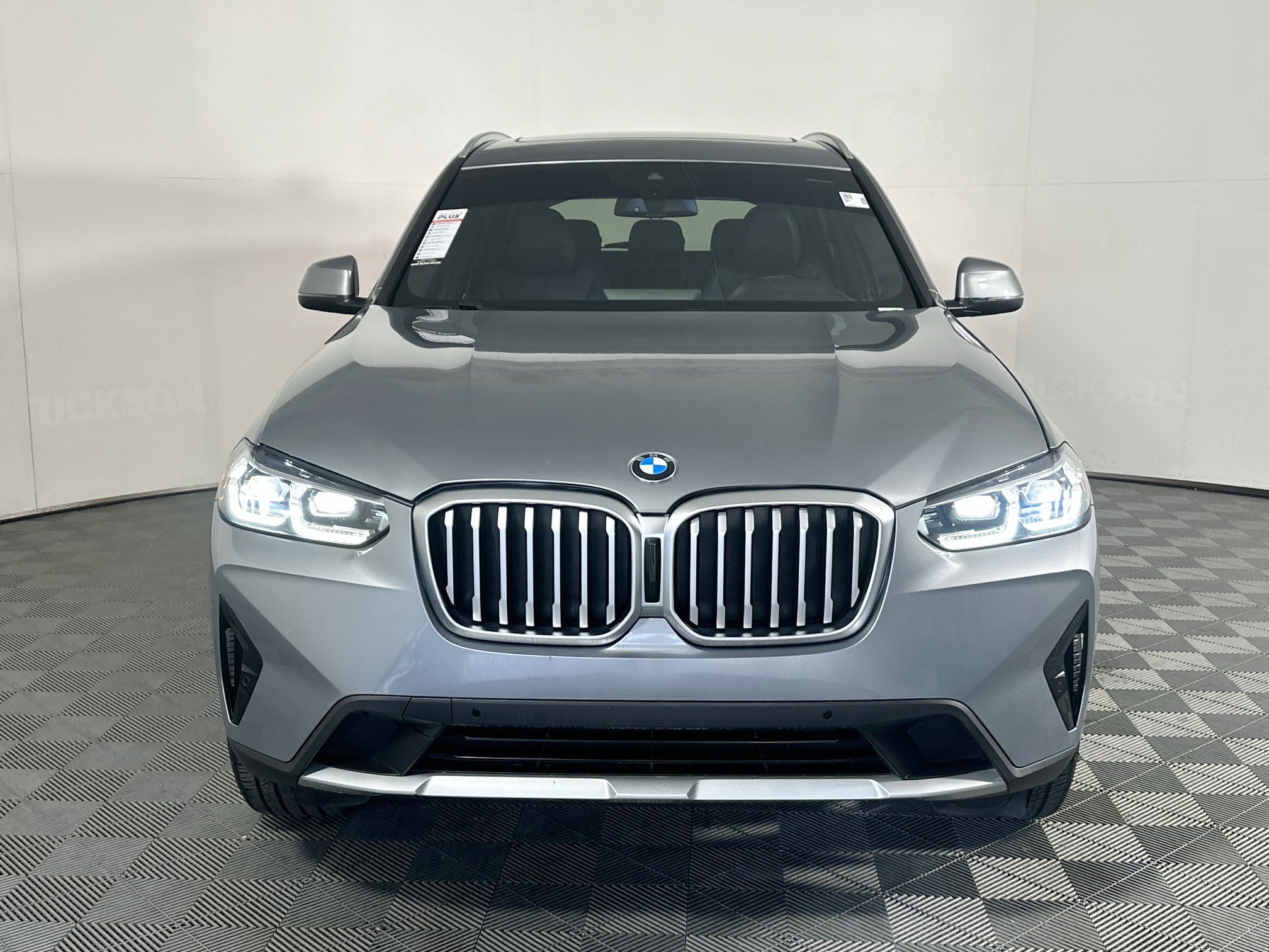 Used 2024 BMW X3 sDrive30i w/ Convenience Package RWD image 8