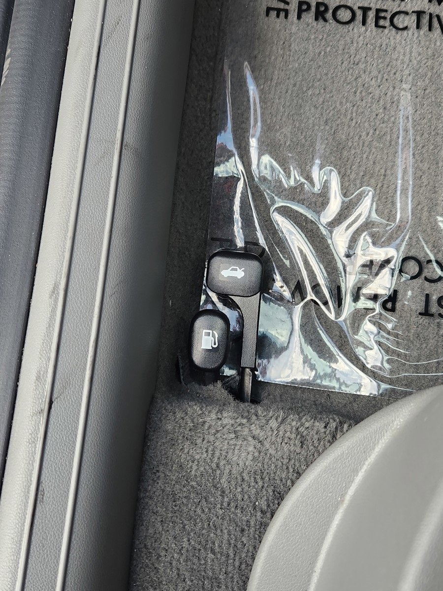 Certified 2025 Hyundai Elantra Blue image 12