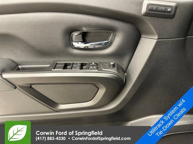 Used 2023 Nissan Titan PRO-4X w/ Pro-4x Convenience Package image 42