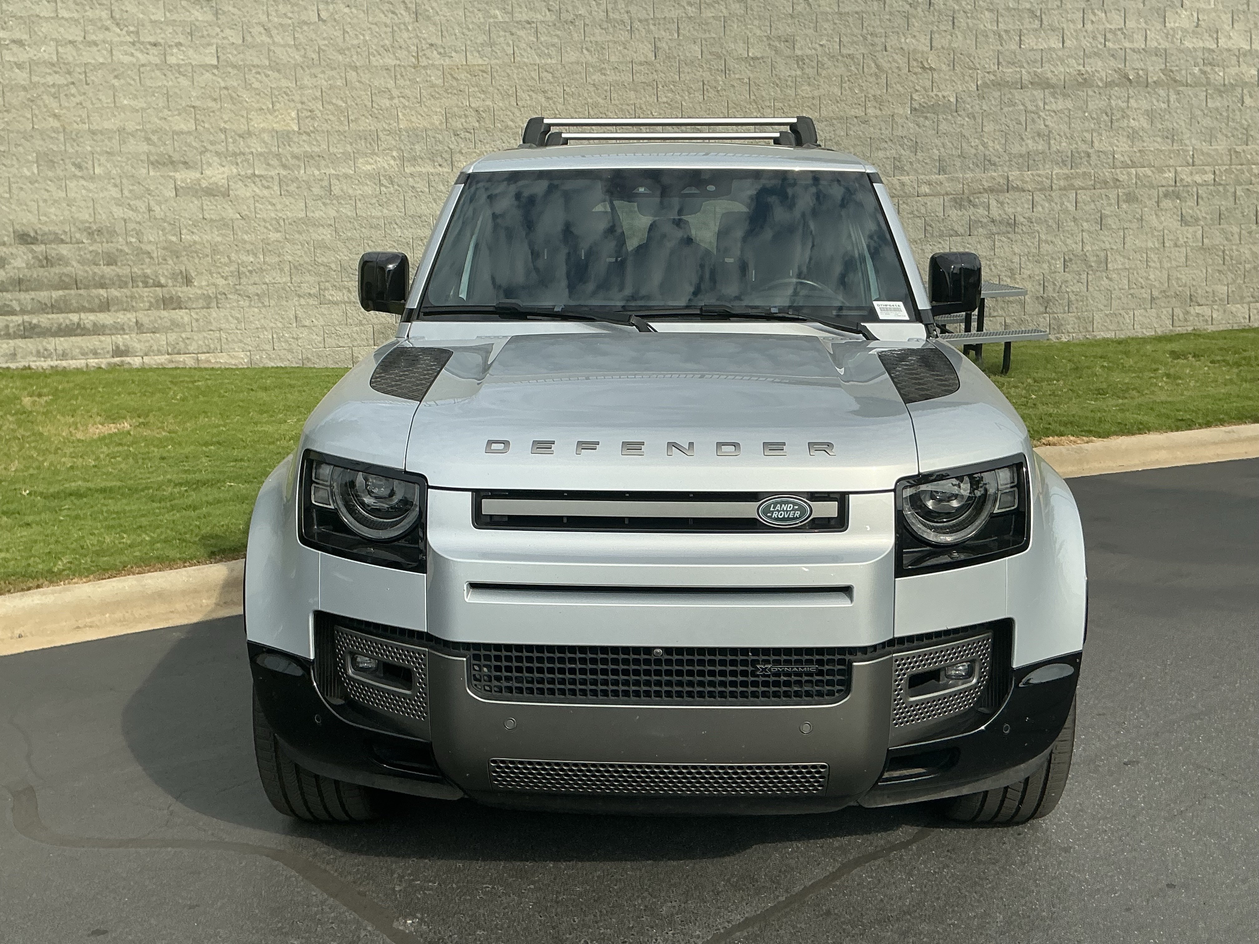 Certified 2023 Land Rover Defender 130 X-Dynamic SE AWD/4WD image 10