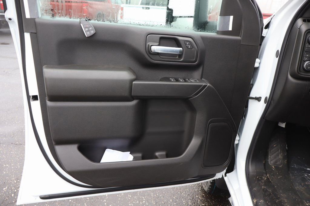 New 2026 Chevrolet Silverado 2500 Custom image 4