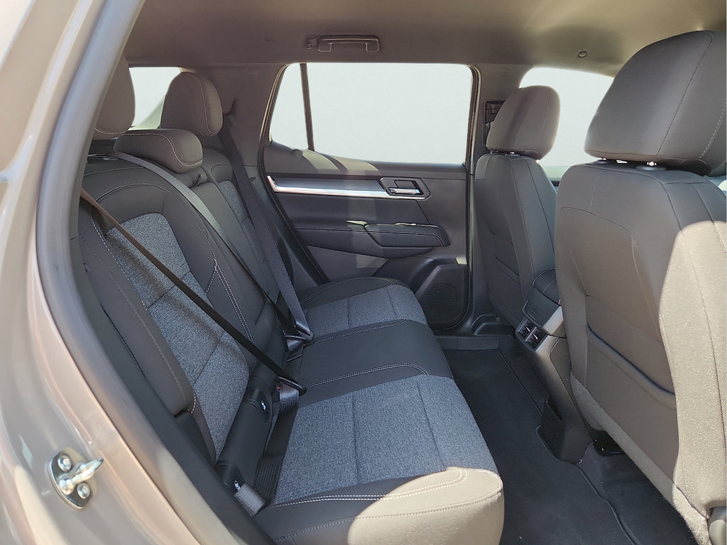 New 2027 GMC Terrain Elevation FWD image 16