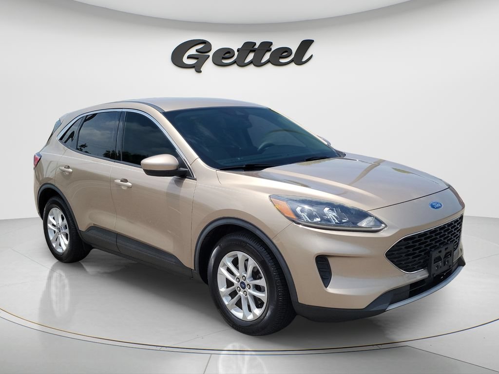Used 2020 Ford Escape SE FWD image 3