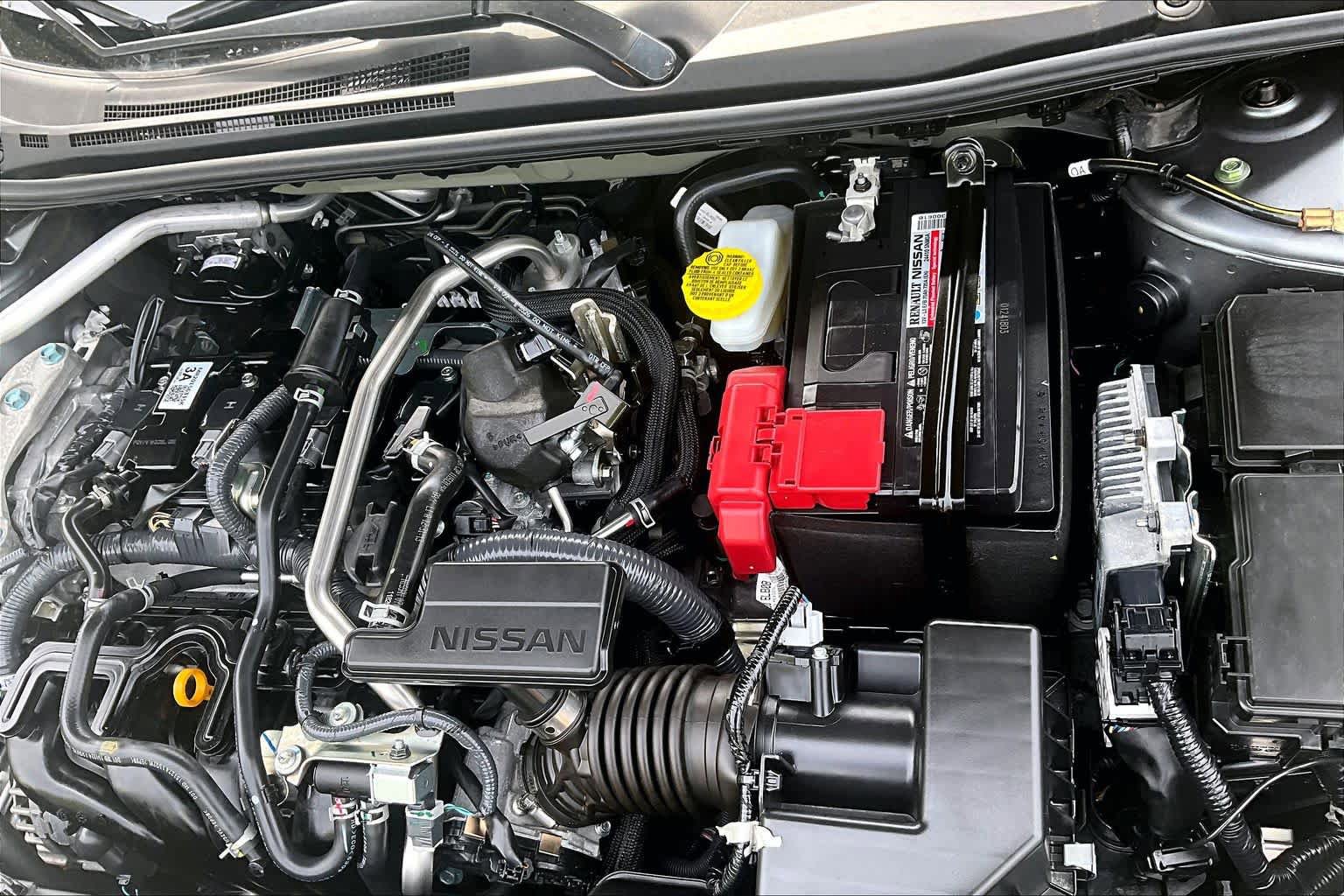 Used 2025 Nissan Sentra SV FWD image 33