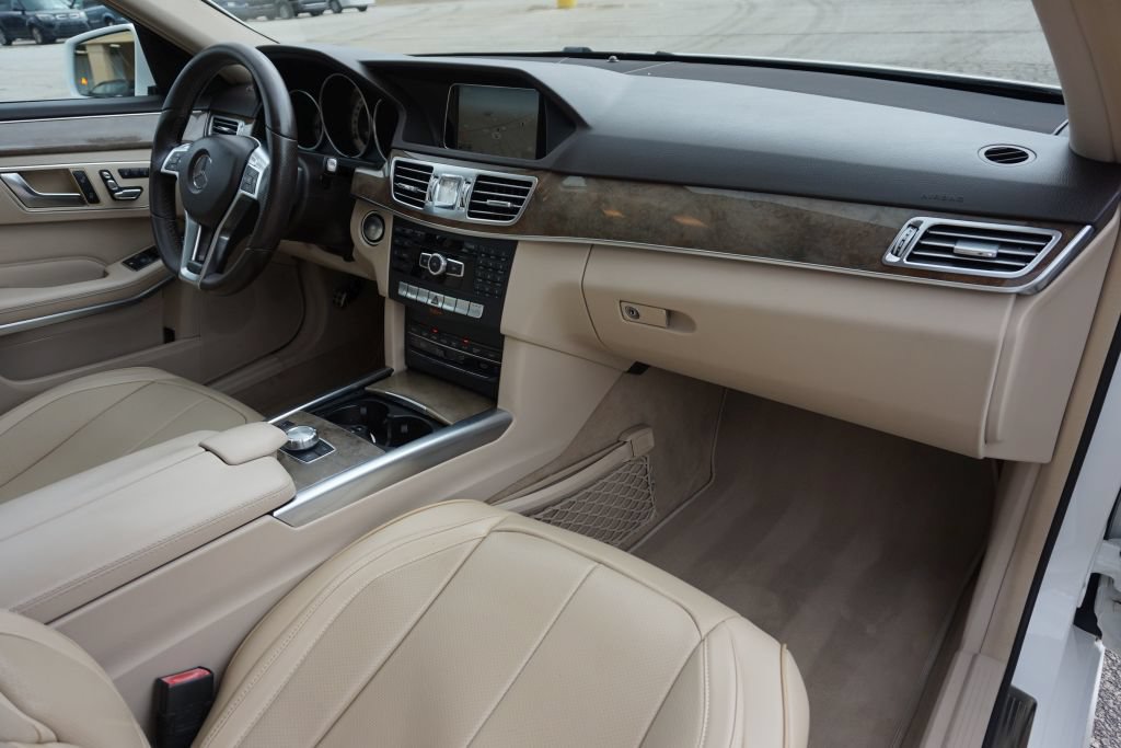 Used 2015 Mercedes-Benz E 350 Sedan image 28
