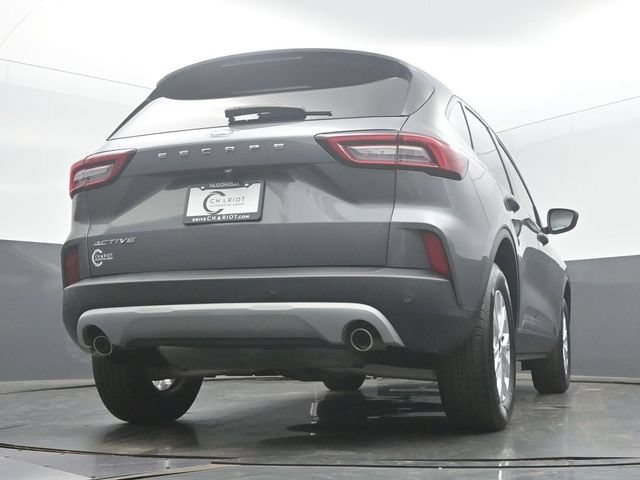 Used 2025 Ford Escape Active AWD/4WD image 48